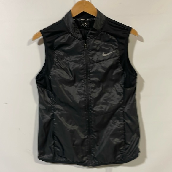 Nike Jackets & Blazers - Nike running athletic lightweight jacket vest